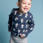 MONICA + ANDY Toddler Long Sleeve Crewneck T Shirt, Size 2T, Disney’s Frozen Olaf, 100% Organic Toddler Clothes for Girls and Boys, Sustainable Super Soft Fabric, Sizes for Kids, Toddlers & Infant